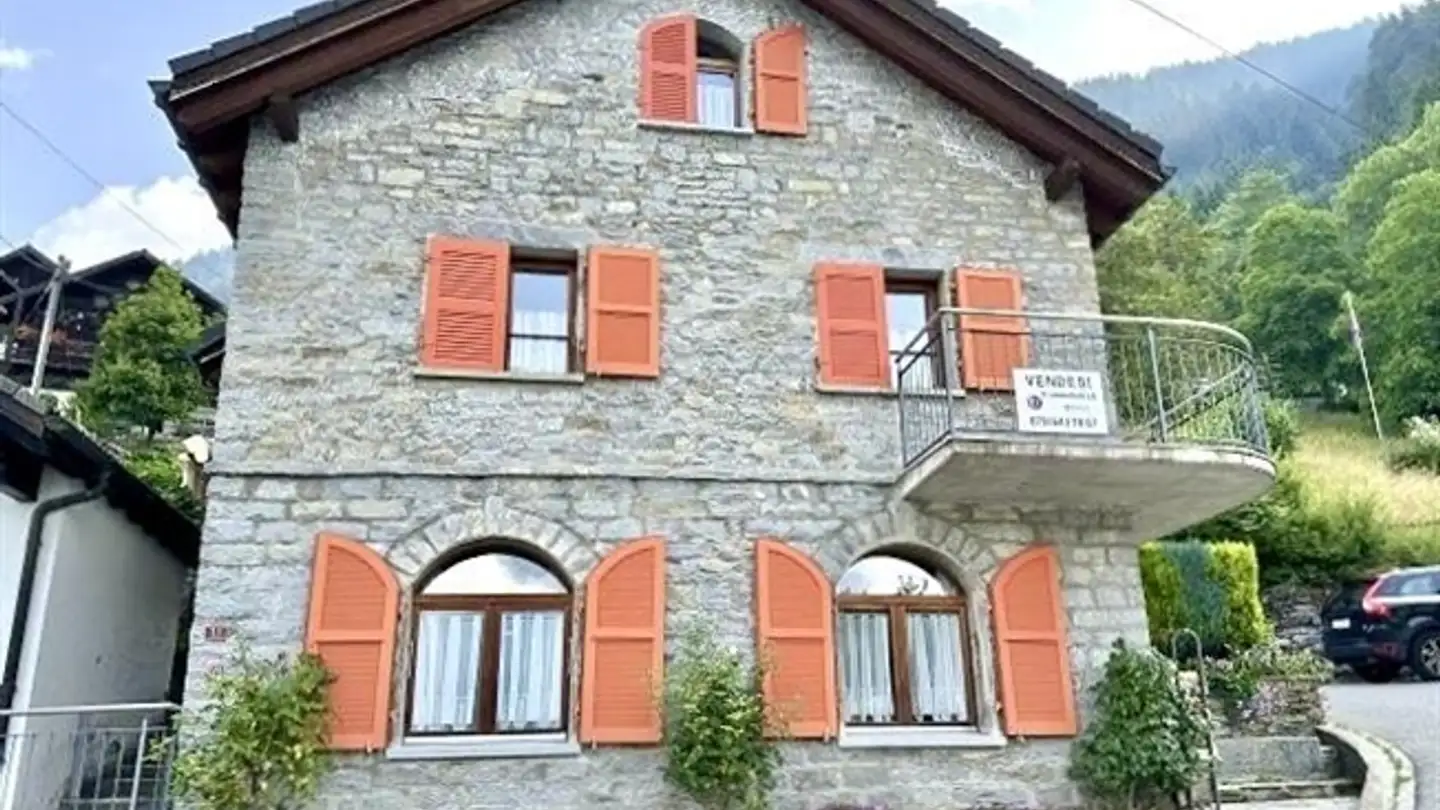 Duplex à vendre - 6748 Anzonico