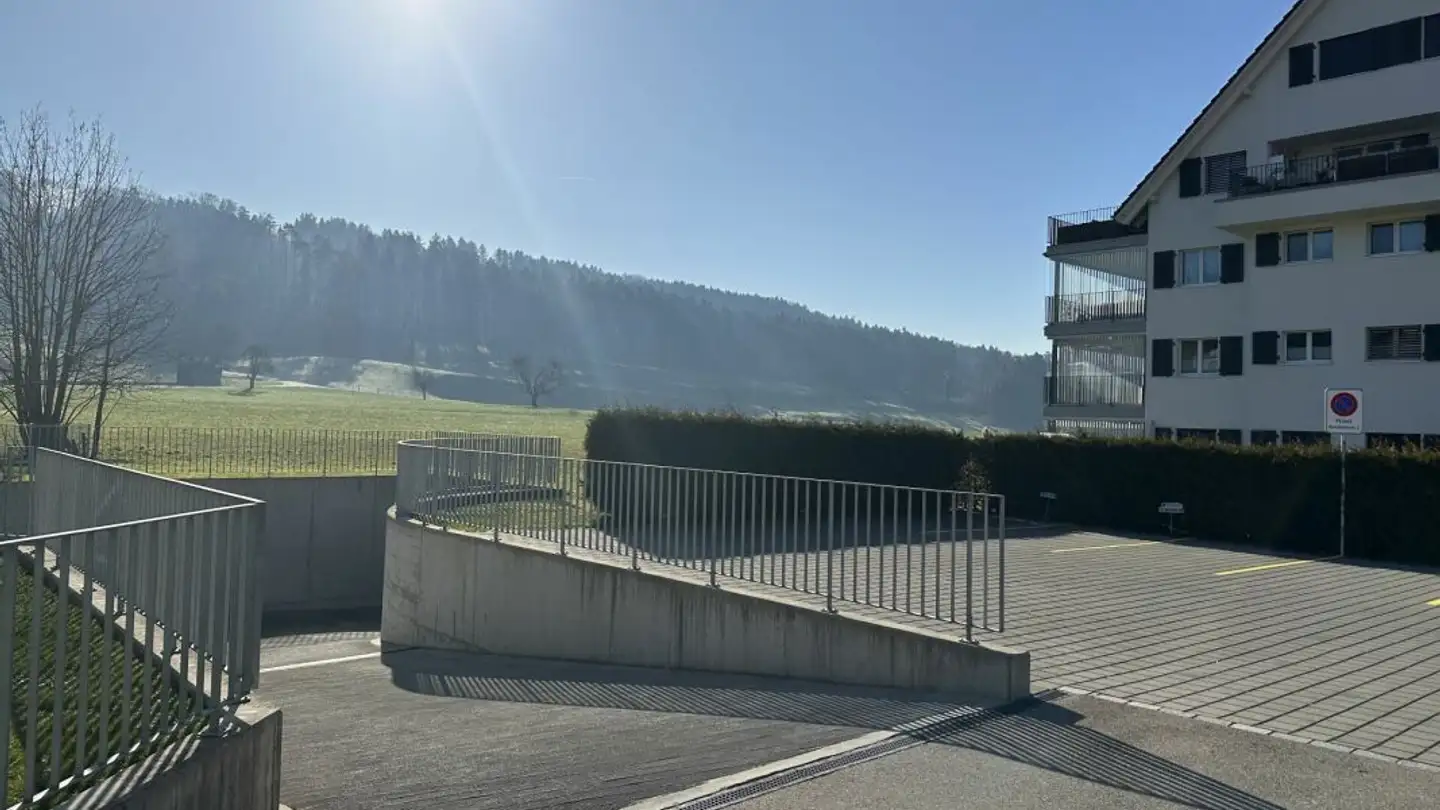 Place de parking souterraine à louer - Weinfelderstrasse 2, 8552 Felben-Wellhausen