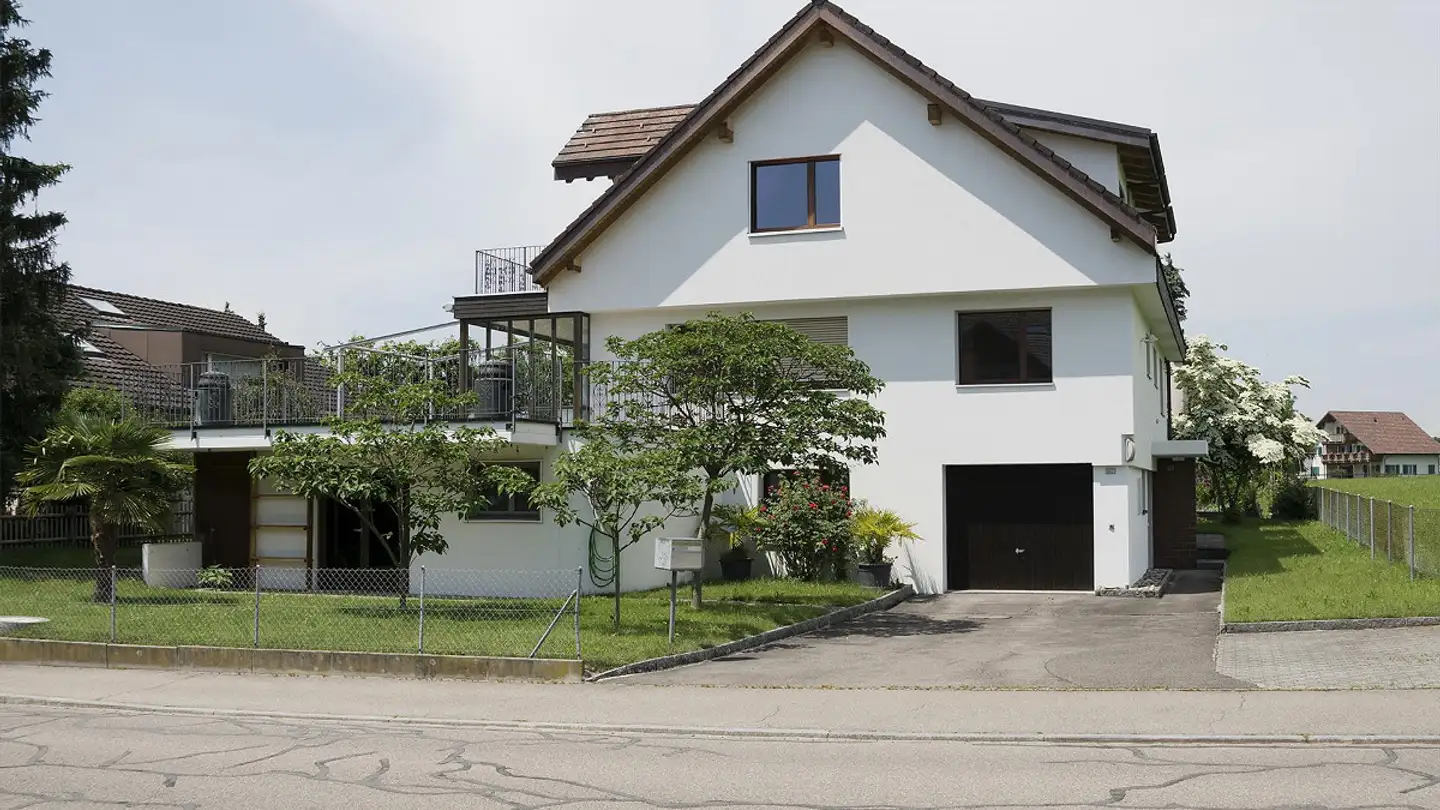 Single house for rent - Grabenackerstrasse 27, 6312 Steinhausen - Photo 2