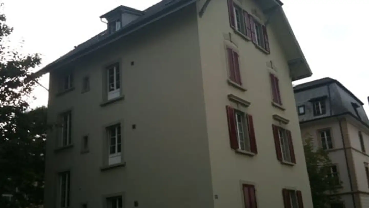 Place de parking extérieure à louer - Rue Centrale / Zentralstrasse 99, 2503 Biel/Bienne