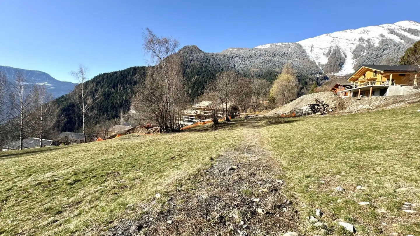 Constructible plot for sale - 1911 Ovronnaz - Photo 2