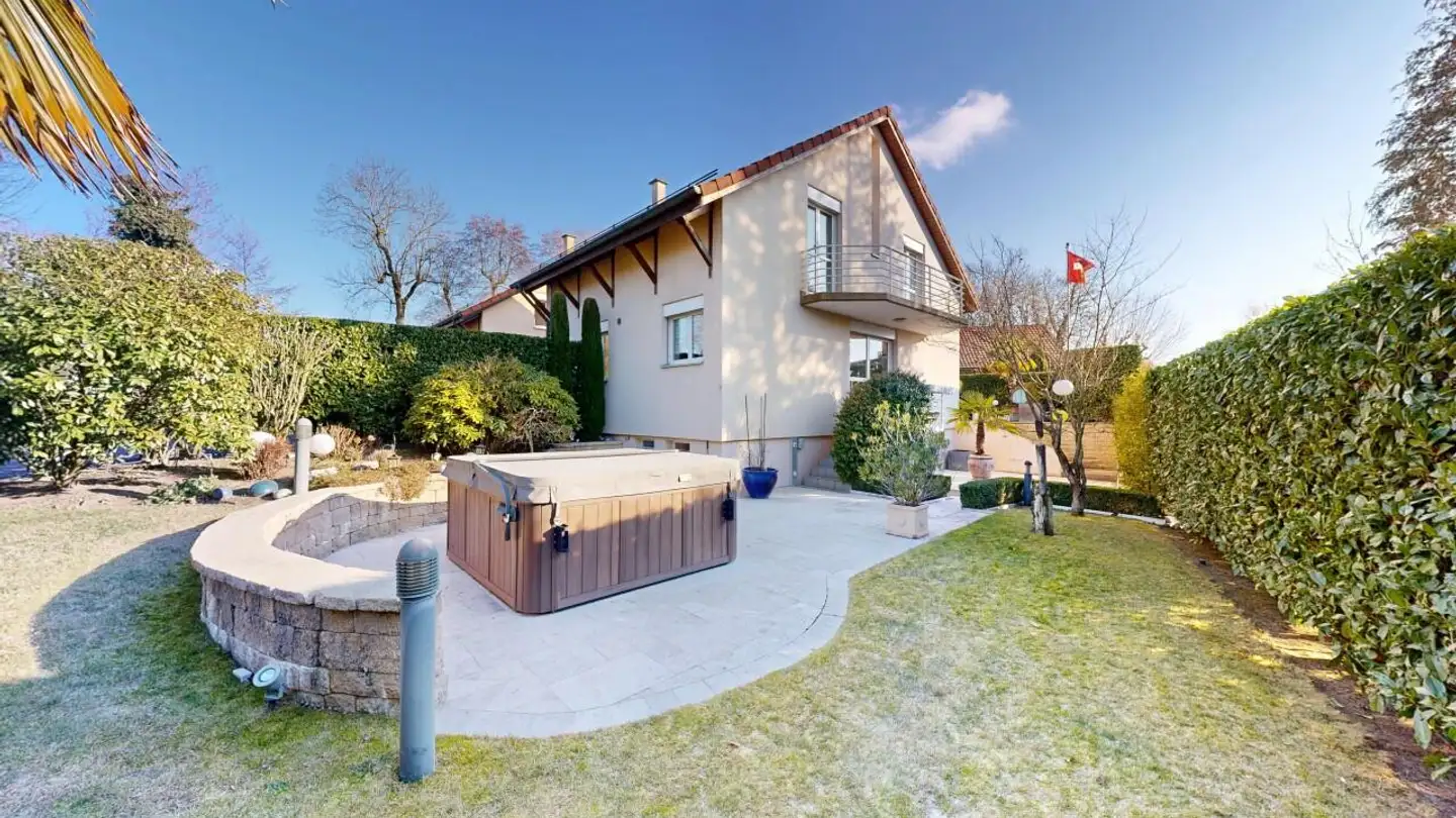 Semi-detached house for sale - 1297 Founex