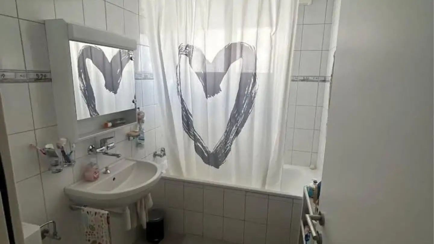 Chambre à louer - Chemin Monséjour, 1700 Fribourg - Photo 3