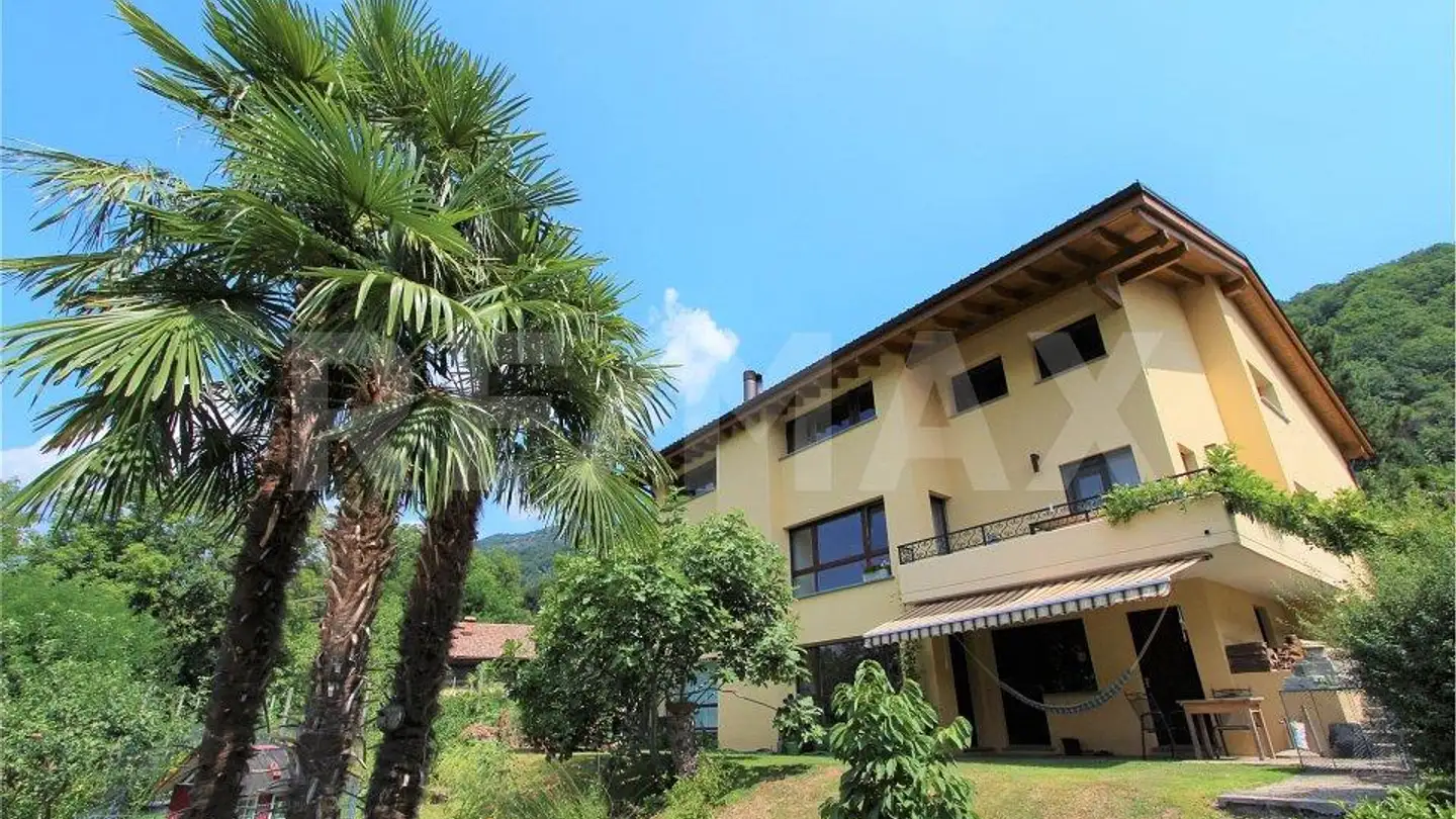 Einfamilienhaus kaufen - 6989 Purasca