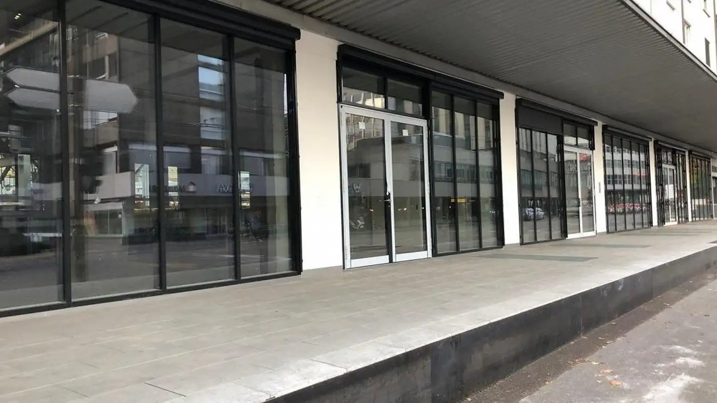 Commerciale in affitto - Laupenstrasse 20, 3176 Neuenegg - Photo 2