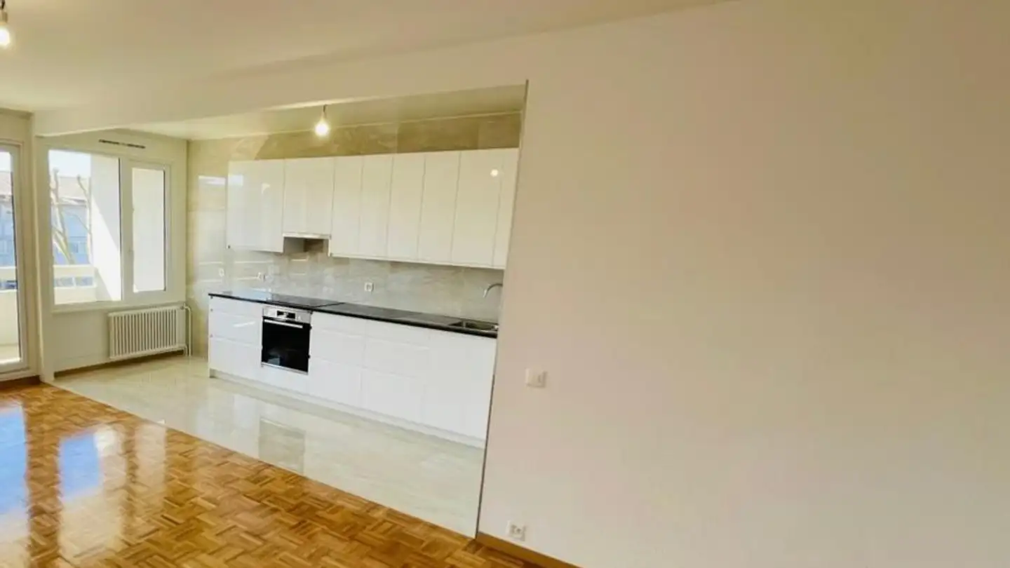 Apartment for rent - 1237 Avully - Photo 2