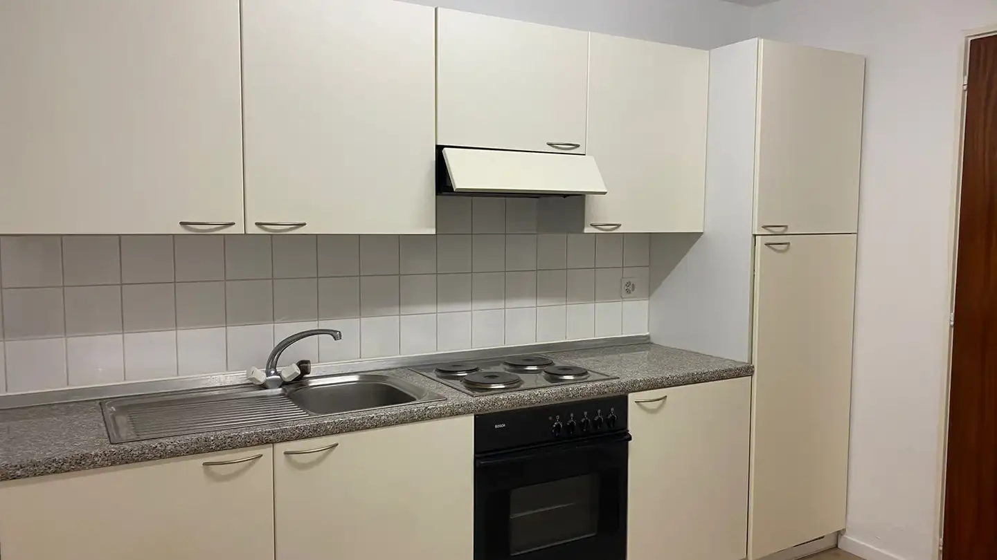 Apartment for rent - Via Monte Oliveto 5, 6988 Ponte Tresa - Photo 2