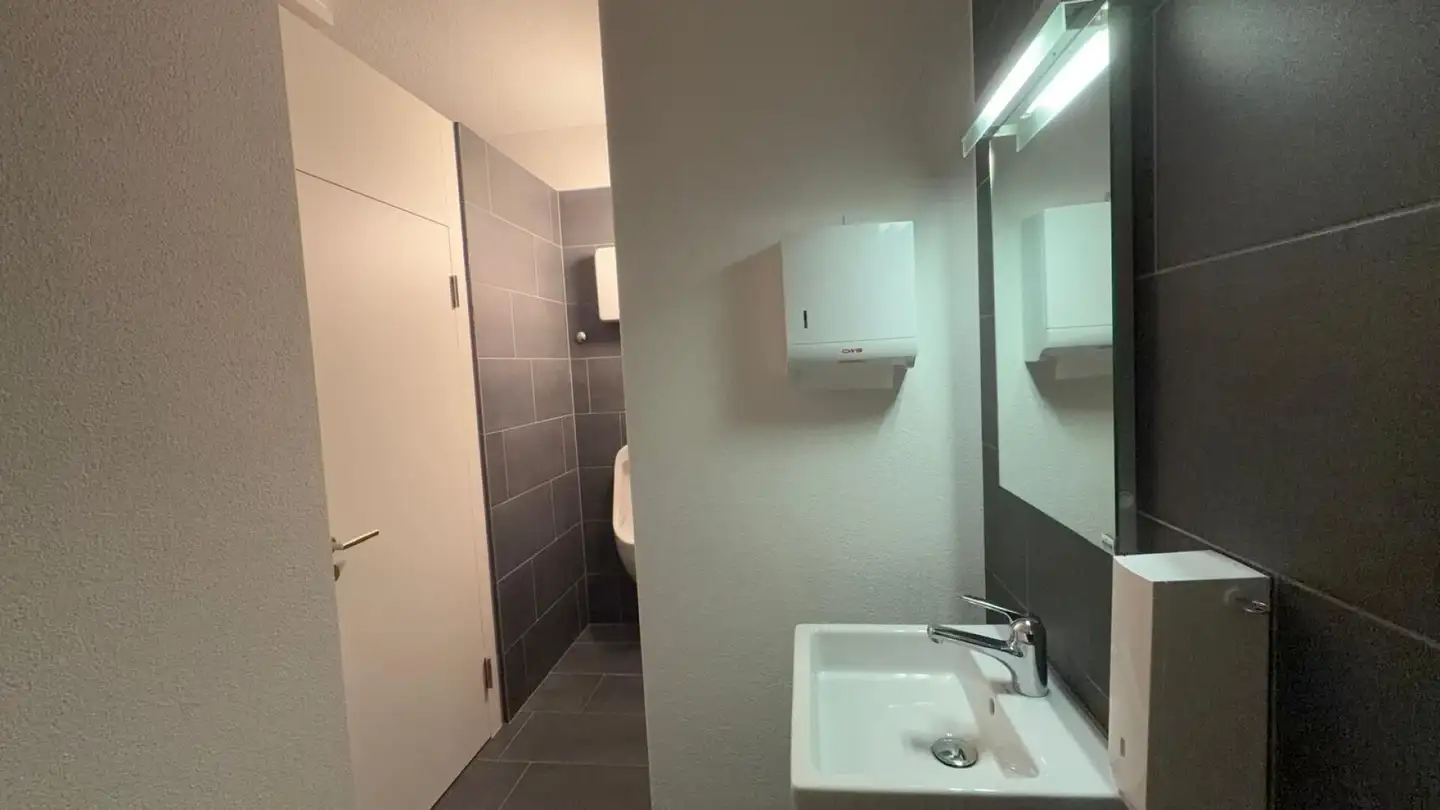 Office space for rent - Wolleraustrasse 15n, 8807 Freienbach - Photo 4