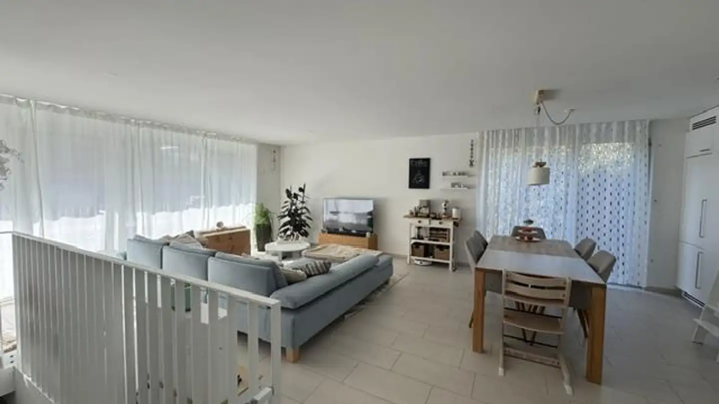 Apartment for rent - Cadonaustrasse 63, 7000 Chur - Photo 4