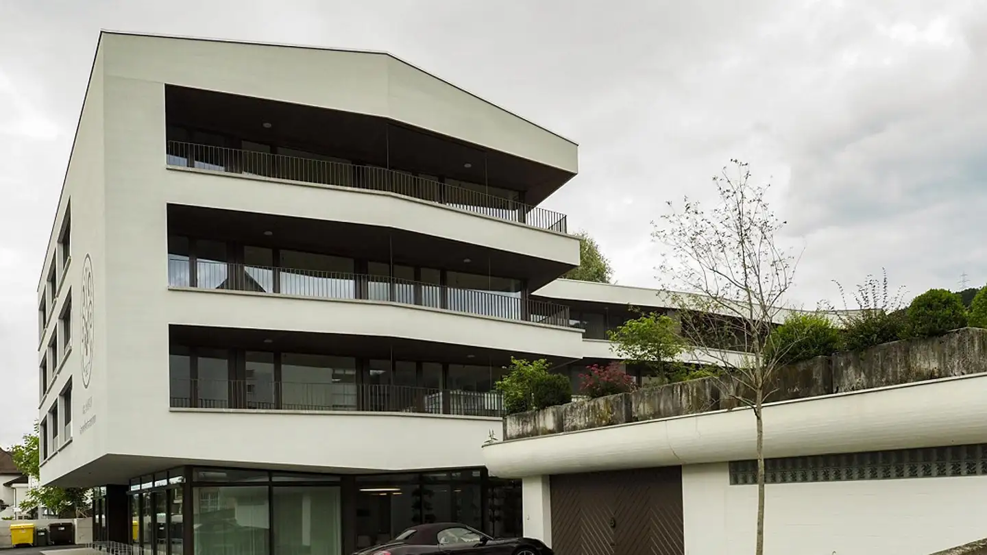 Underground parking space for rent - Bahnhofstrasse 24, 6037 Root