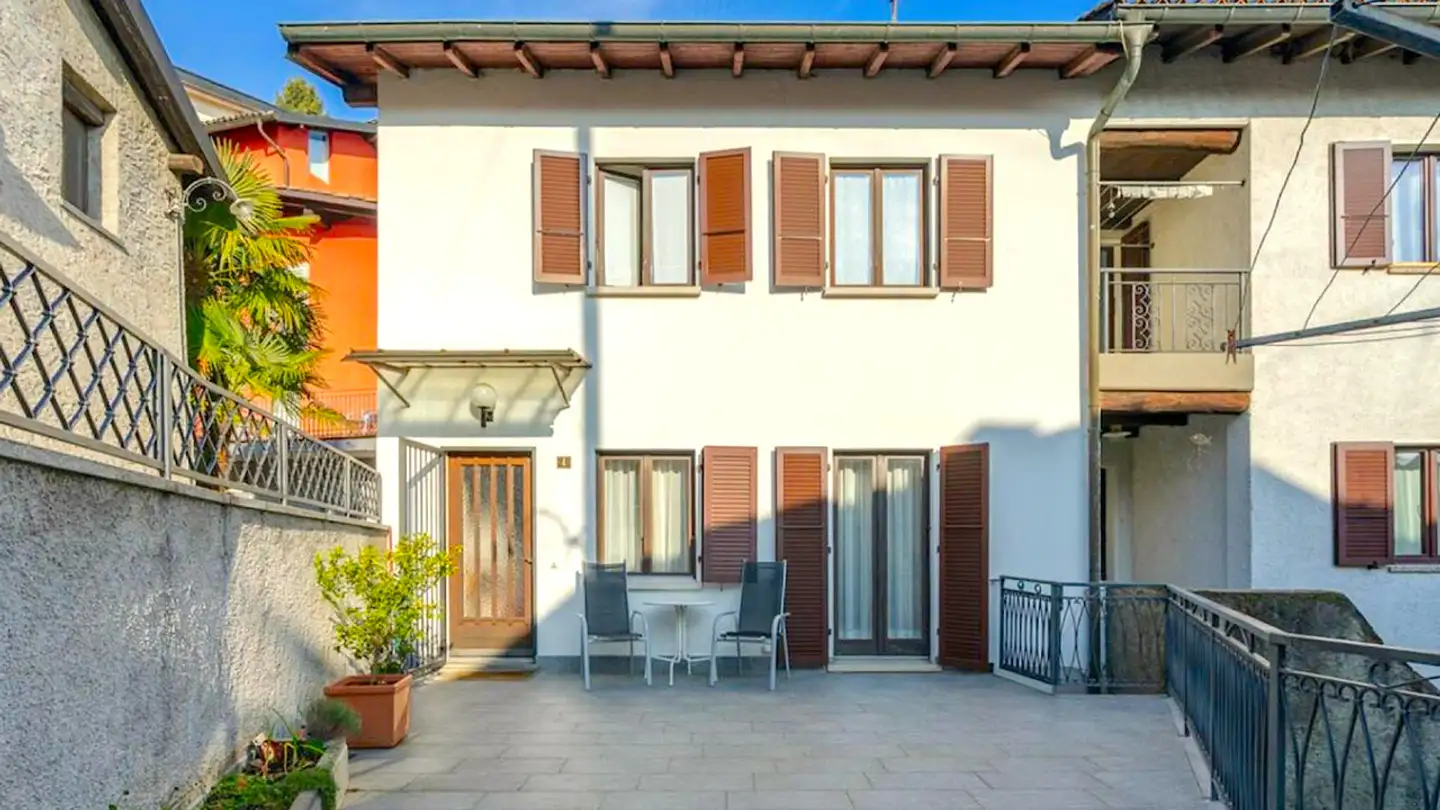 Stepped house for sale - 6929 Gravesano