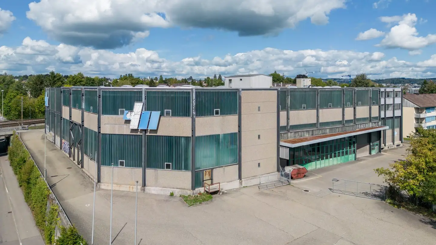 Commerciale in affitto - Bahnstrasse 11, 8305 Dietlikon