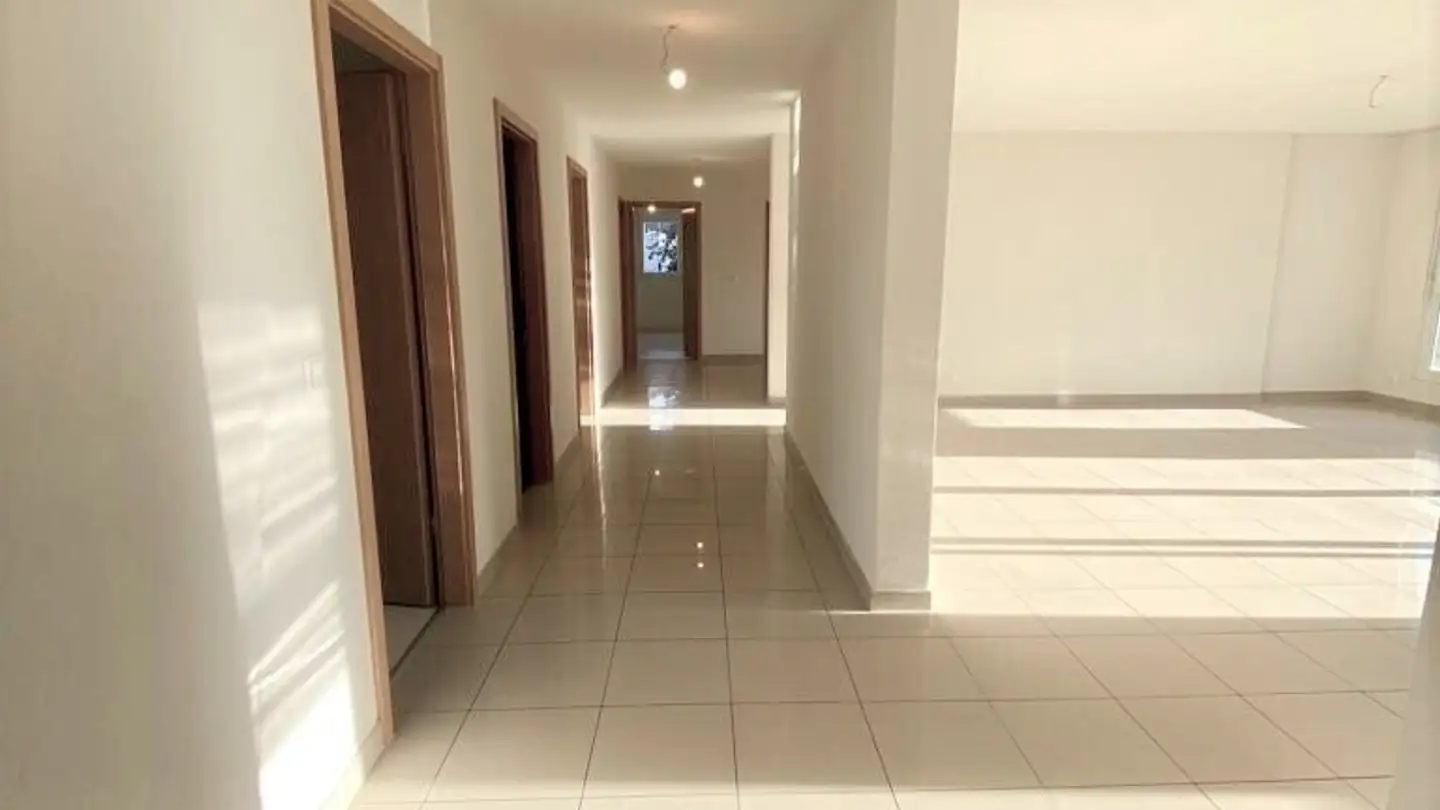 Apartment for rent - Sierre, 3960 Sierre - Photo 3
