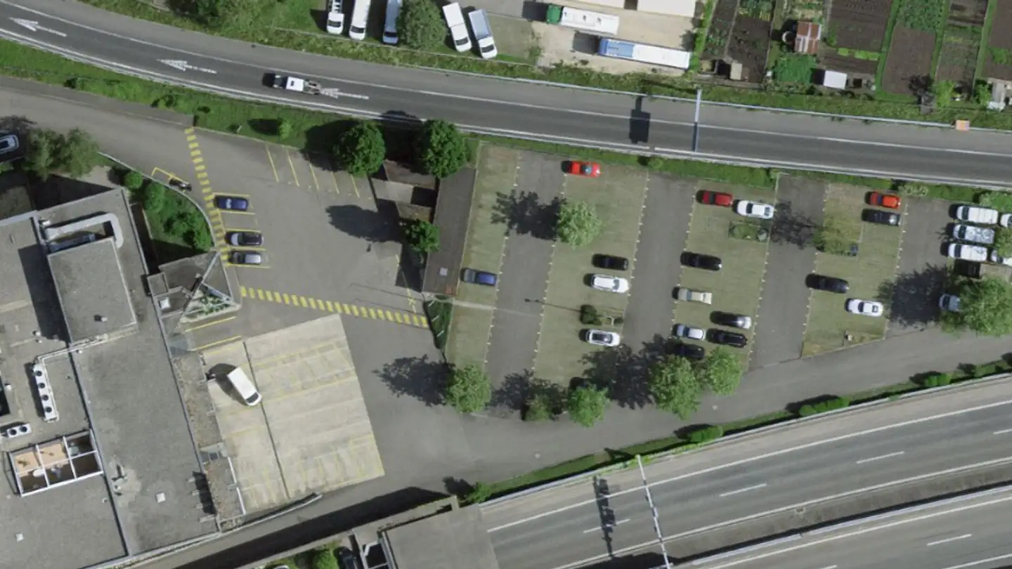 Outdoor parking space for rent - Avenue des Pâquiers 1, 2072 St-Blaise