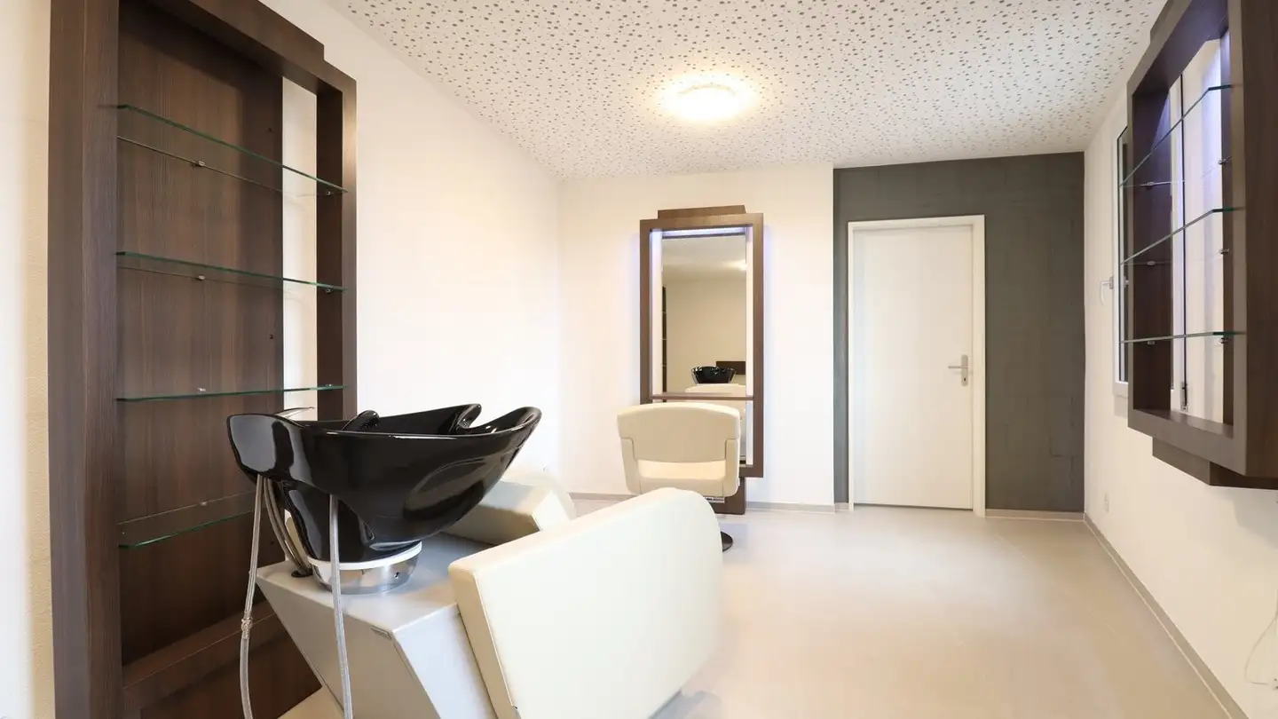 Parrucchiere in affitto - Ibergstrasse 4, 9220 Bischofszell - Photo 3