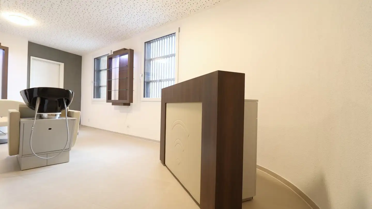 Parrucchiere in affitto - Ibergstrasse 4, 9220 Bischofszell - Photo 2