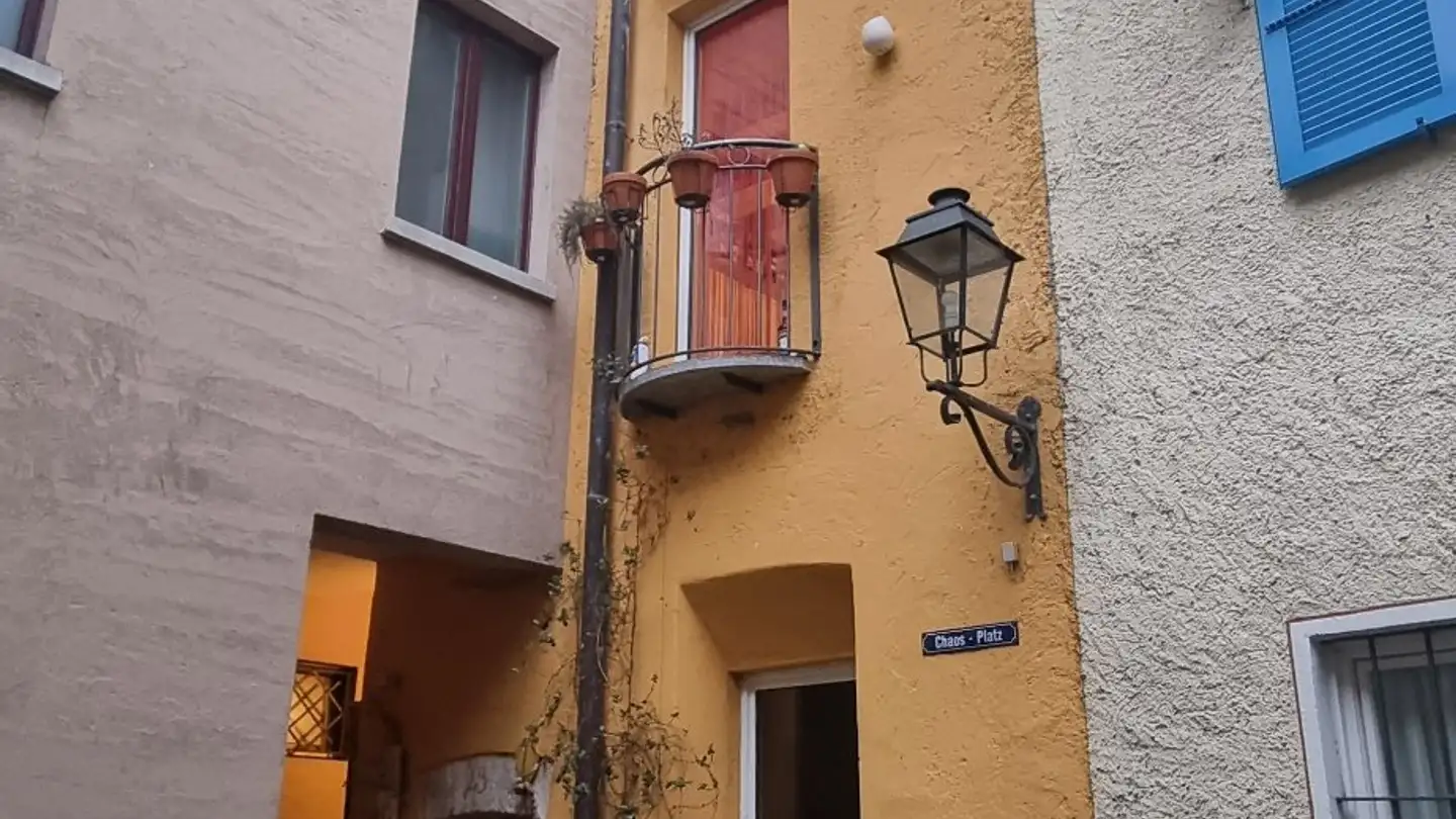 Single house for sale - 6815 Melide