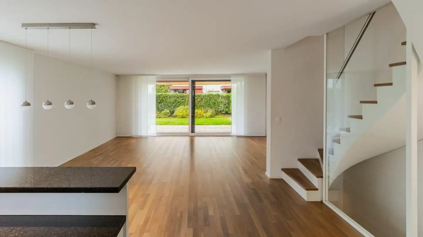 Casa bifamiliare in vendita - Schlossberg, 6343 Risch - Photo 2