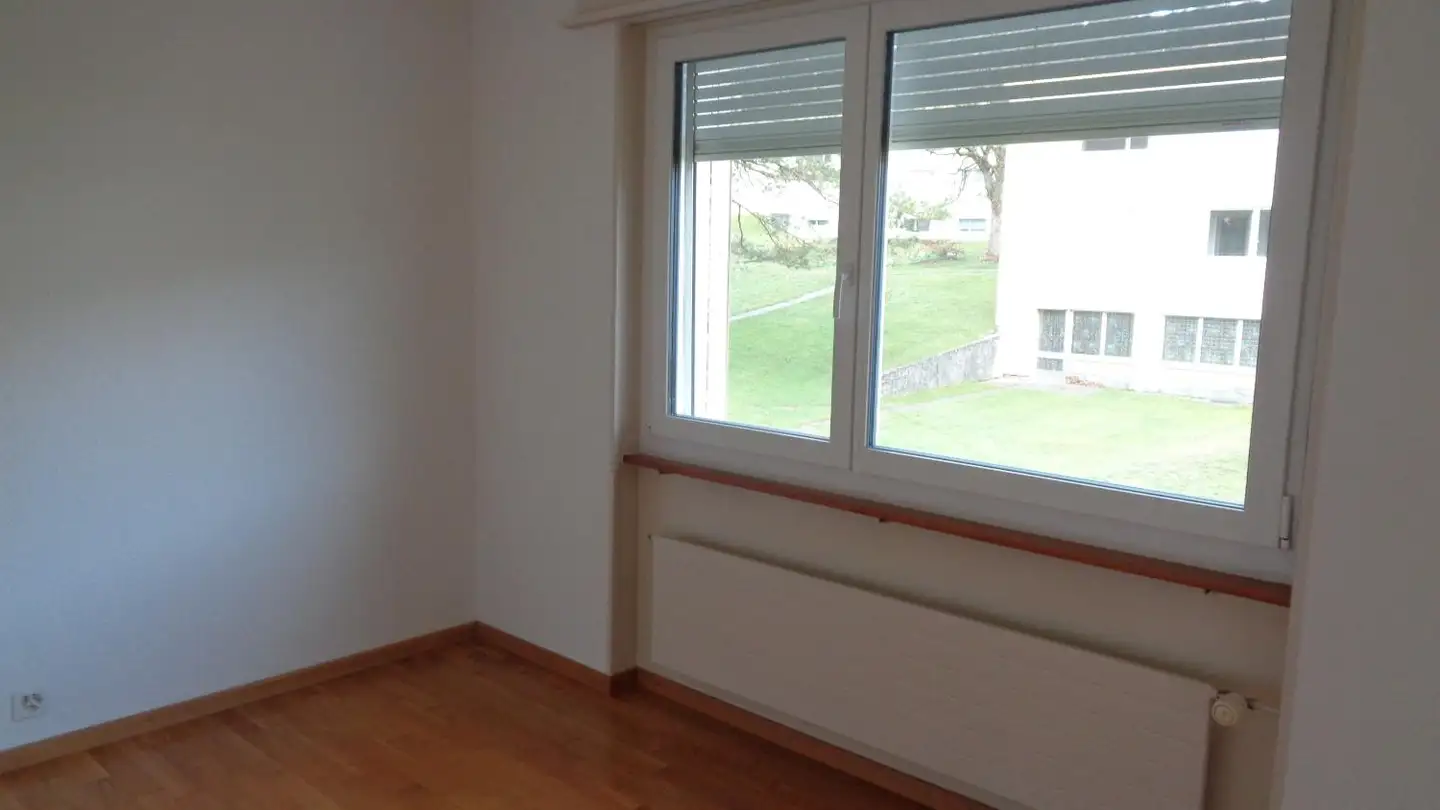 Appartement à louer - Sur-Menué 27, 2740 Moutier - Photo 3