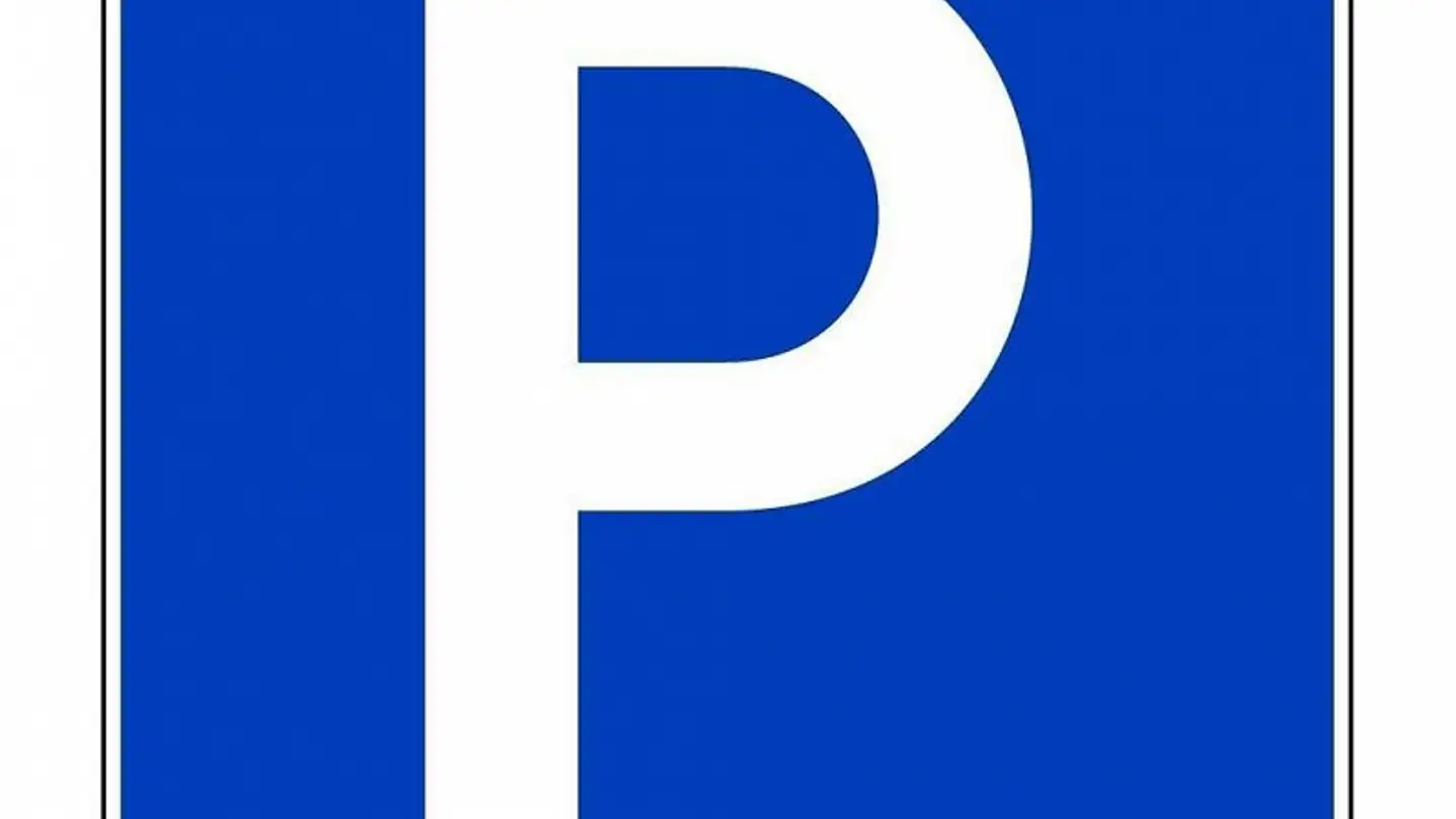 Indoor motorbike parking space for rent - Wehntalerstrasse, 8105 Regensdorf
