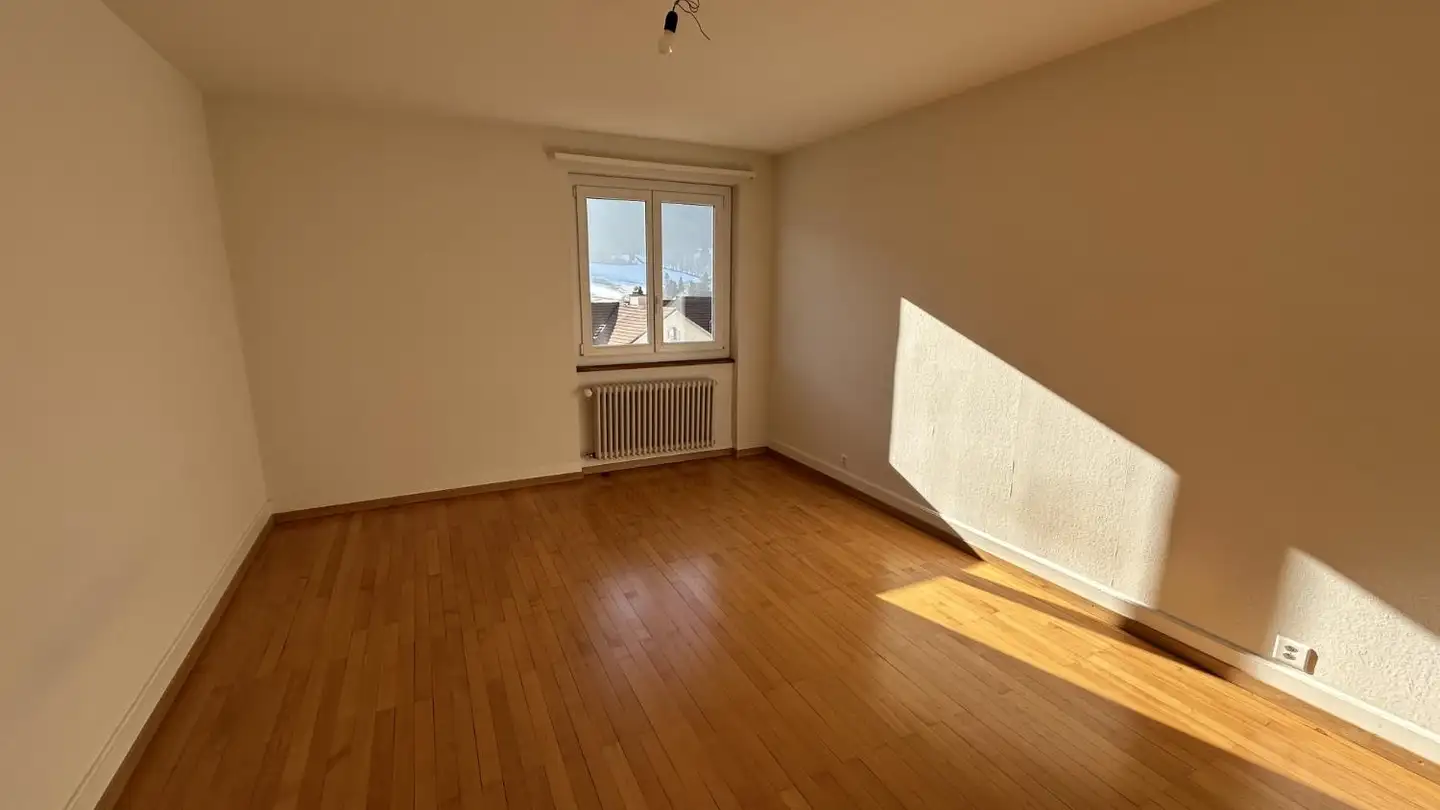 Appartement à louer - Crêt Besson 11, 2615 Sonvilier - Photo 3