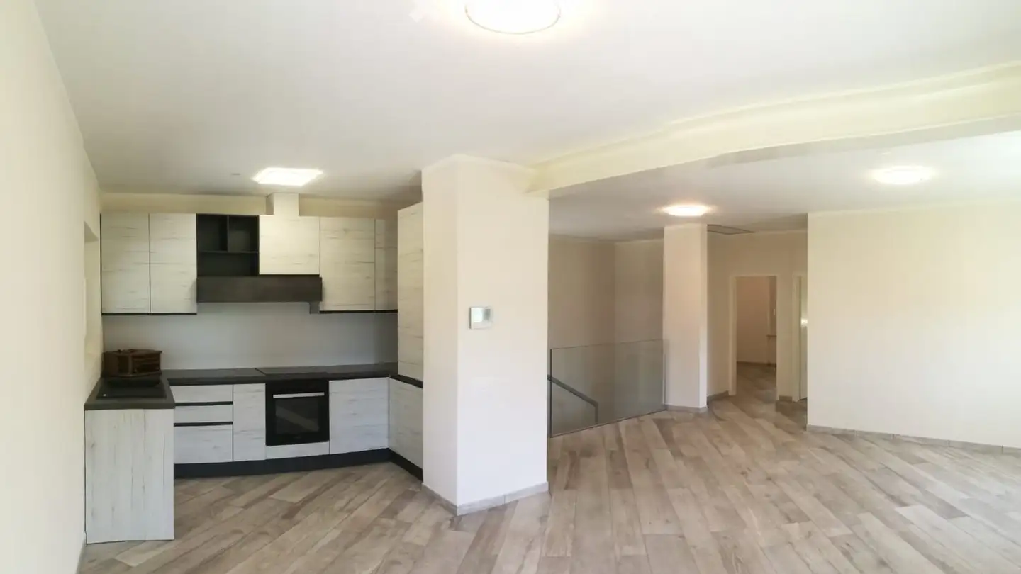 Single house for rent - Strada Bosco d'Albor 11, 6512 Giubiasco - Photo 3