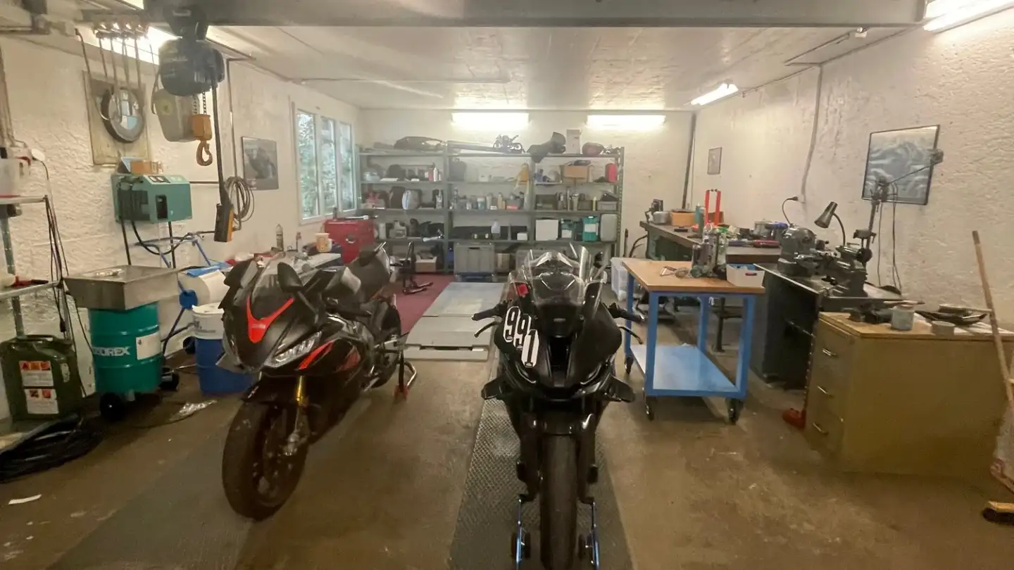 Atelier à louer - Rue de l'Essor 7, 2738 Court - Photo 2