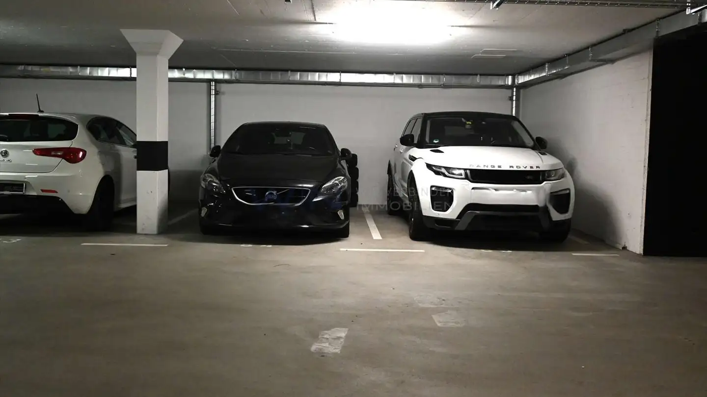 Parkplatz im Freien kaufen - 8957 Spreitenbach