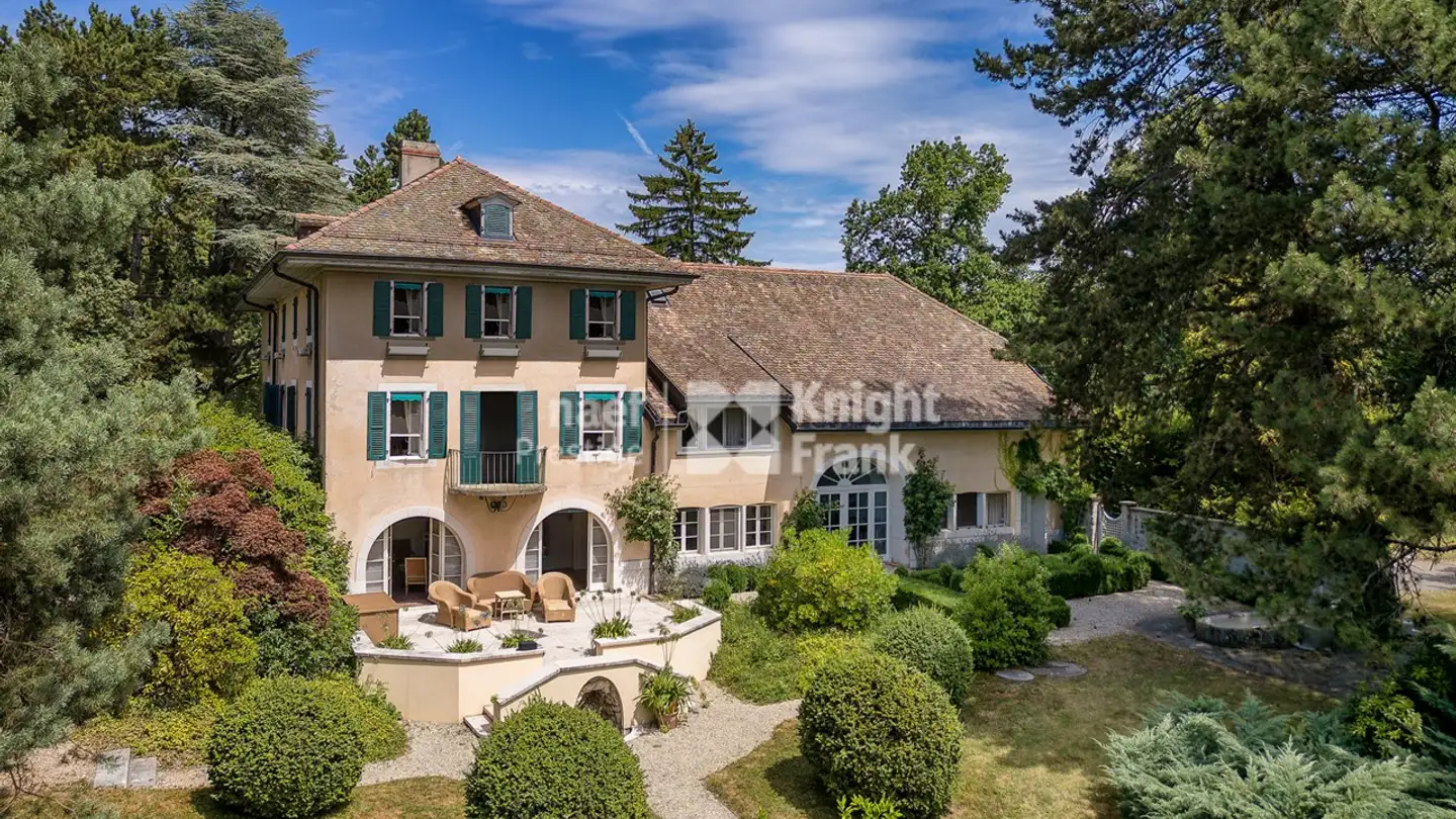 Villa for sale - 1164 Buchillon