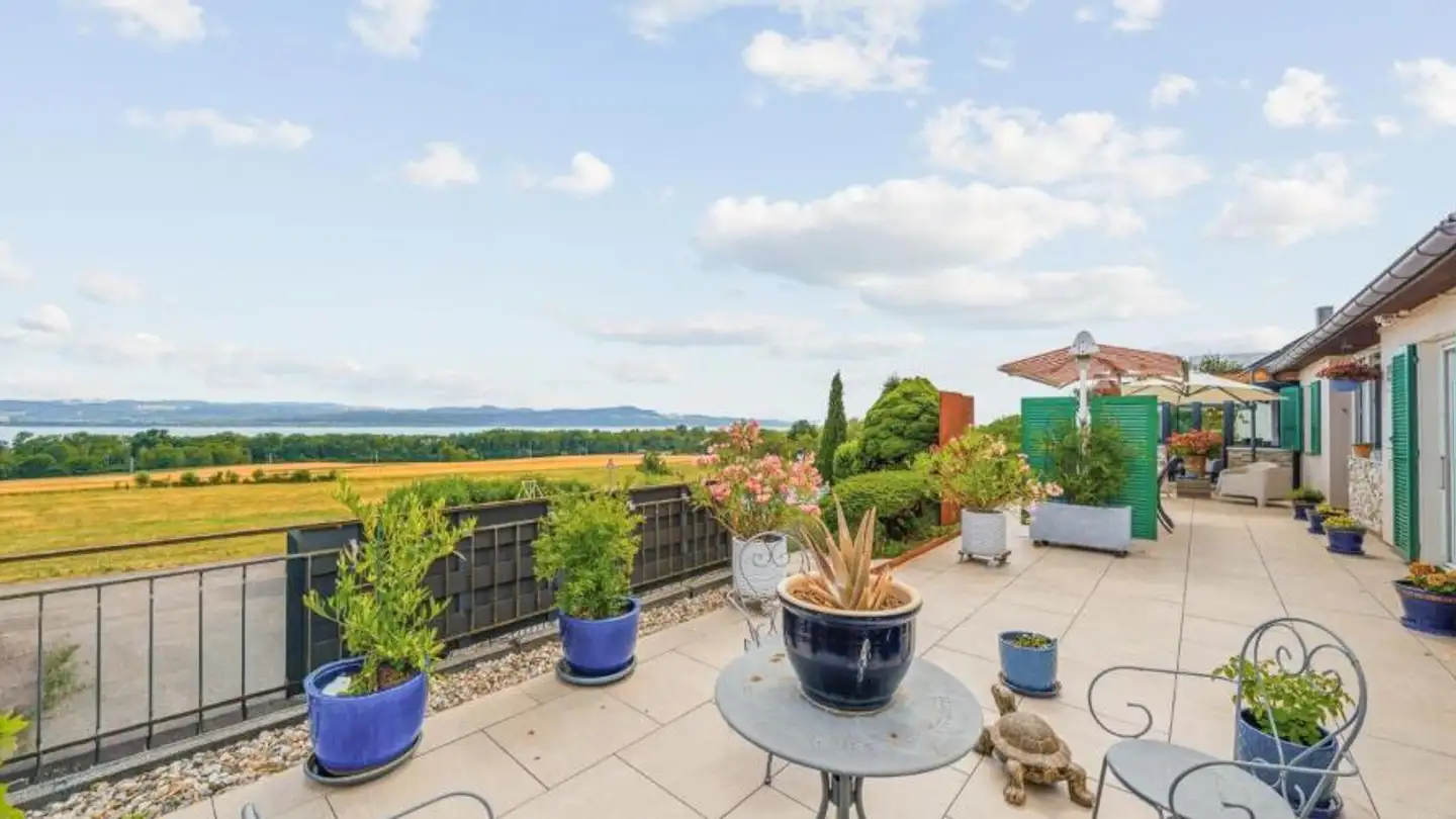 Villa for sale - 1425 Onnens VD