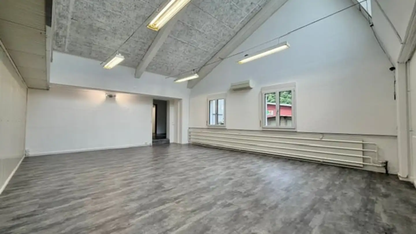 Bürofläche mieten - Zona Industriale 18, 6670 Avegno - Foto 4
