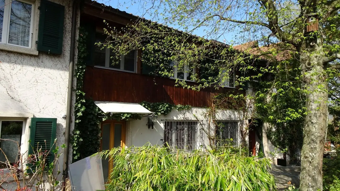 Appartement à louer - Bündenweg, 3286 Muntelier