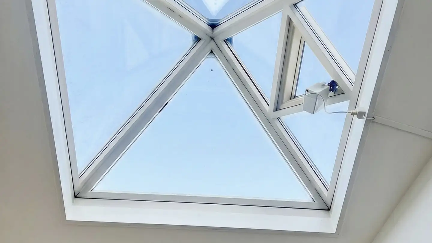 Commercial for rent - Bruggacherstrasse 24, 8117 Fällanden - Photo 4