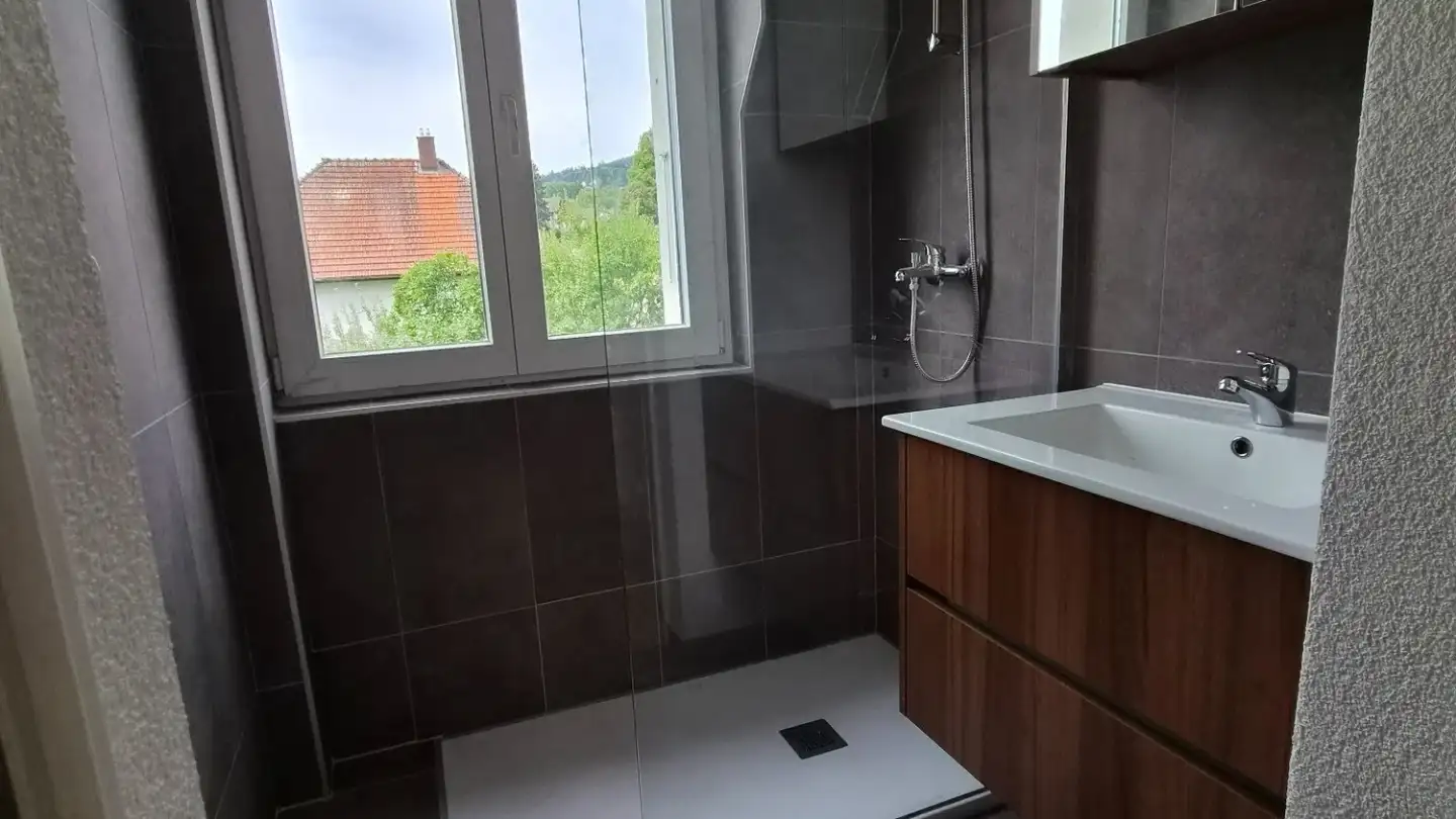 Apartment for rent - Rue De Bellevue, 2052 Fontainemelon - Photo 2