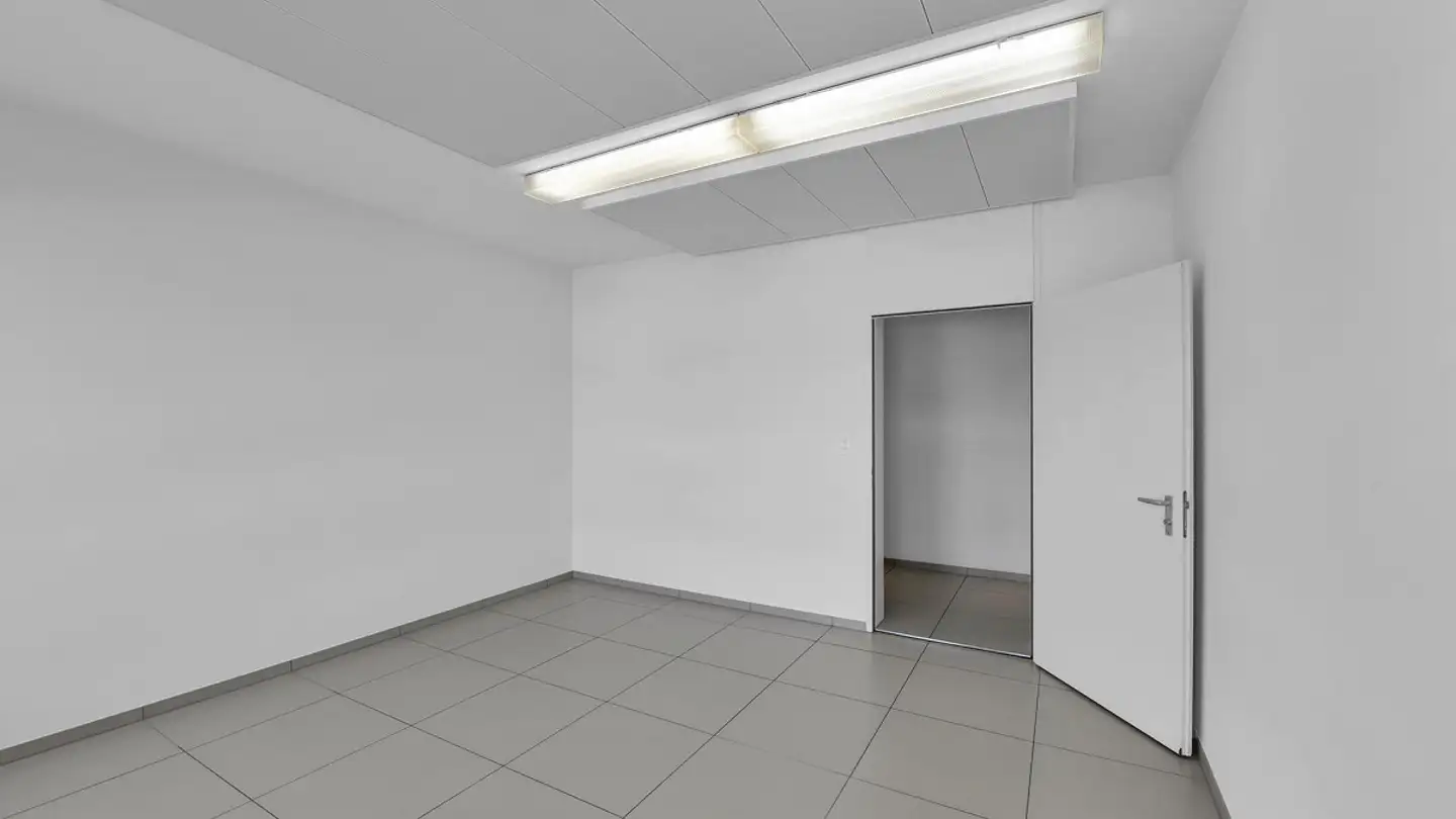 Commercial à louer - Martinsbruggstrasse 67, 9016 St. Gallen