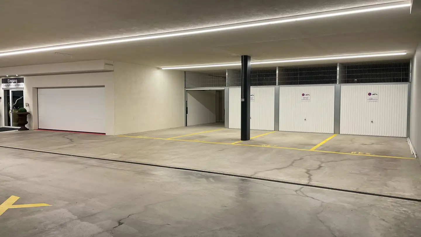 Parcheggio sotterraneo in affitto - Firststrasse 8, 8835 Feusisberg