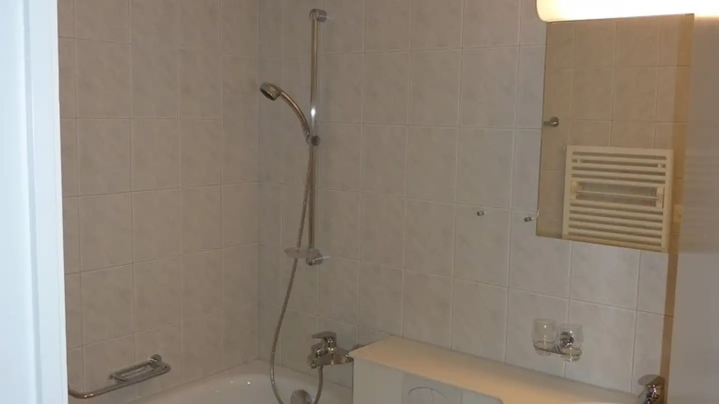 Garage in affitto - Farlifangstrasse 24, 8126 Zumikon - Foto 3