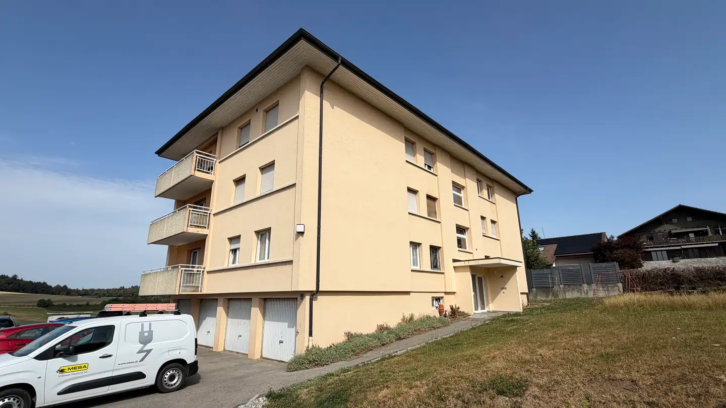 Outdoor parking space for rent - Pra Derrey 4, 1745 Lentigny