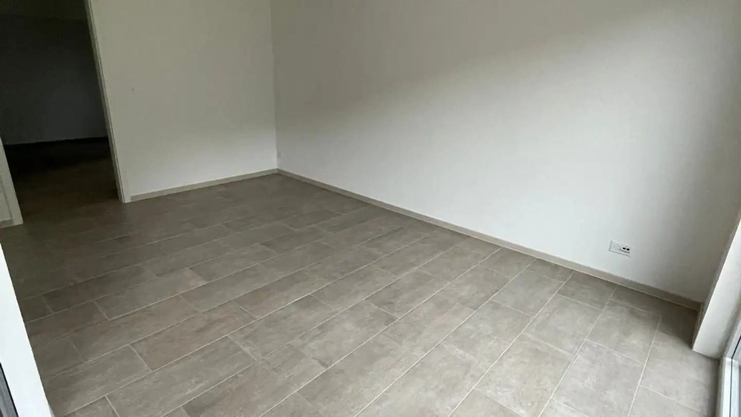 Wohnung mieten - 2103 Noiraigue - Foto 3