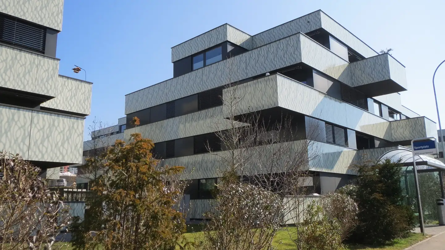 Wohnung mieten - Chrüzacherstrasse 10, 8340 Hinwil