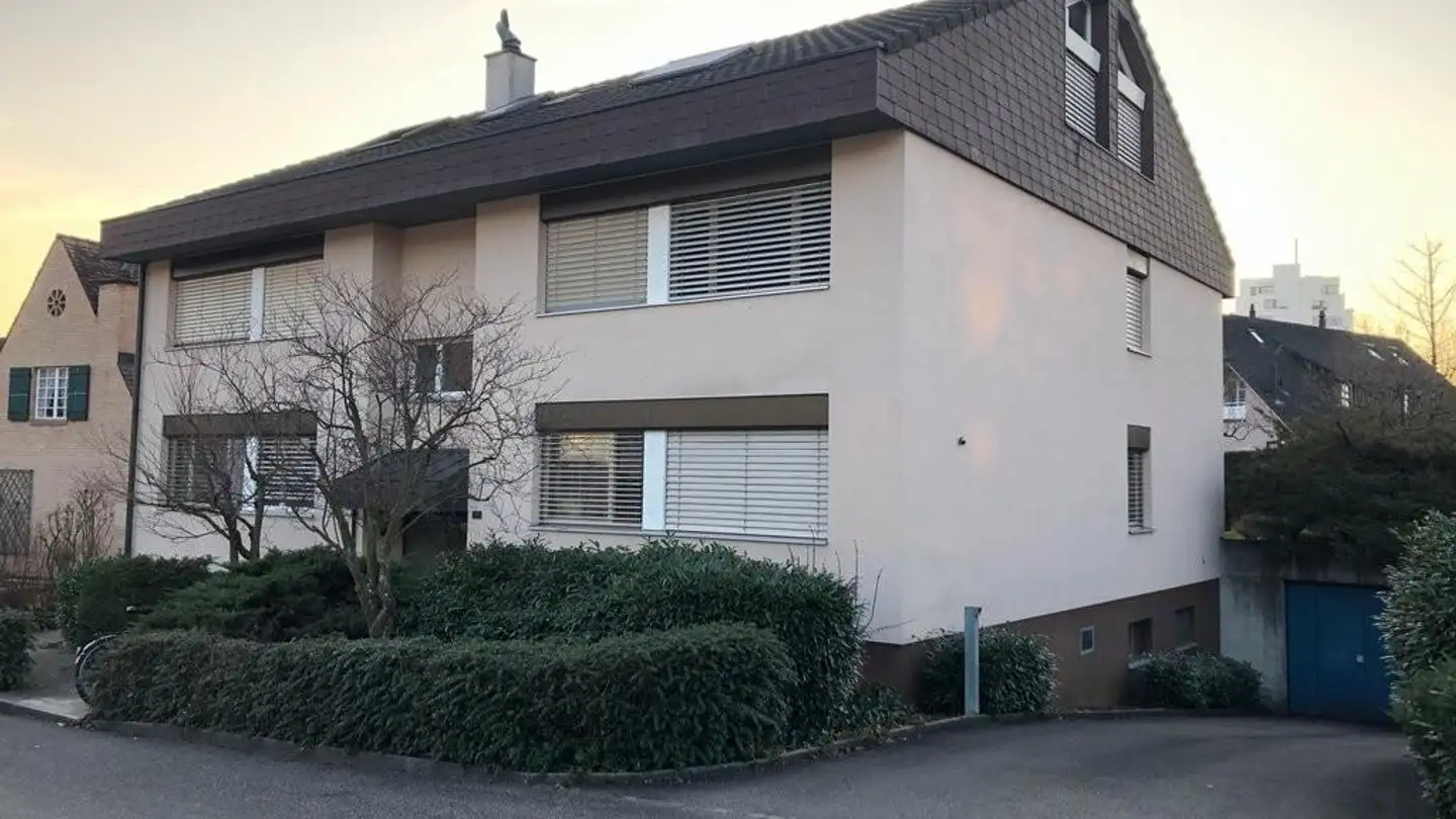 Underground parking space for rent - Pappelweg 23, 4142 Münchenstein