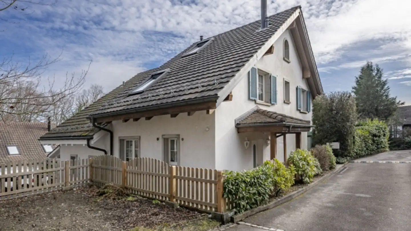 Casa singola in vendita - Häldelistrasse 31a, 8173 Neerach