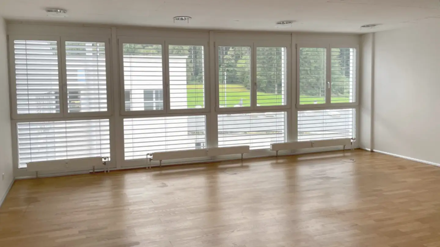 Spazio ufficio in affitto - Chaltenbodenstrasse 6e, 8834 Schindellegi - Photo 3