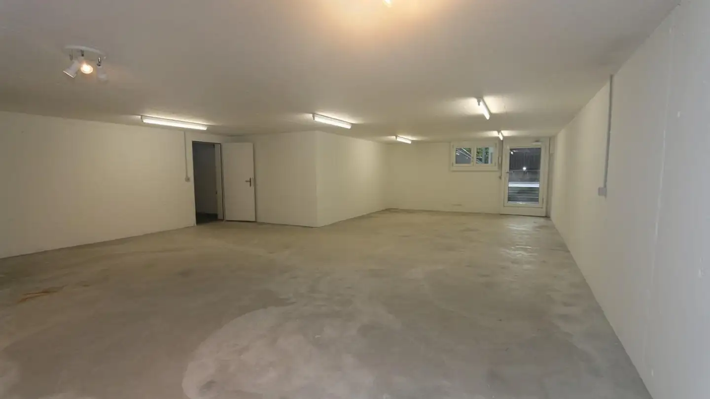 Sala hobby in affitto - 8806 Bäch SZ