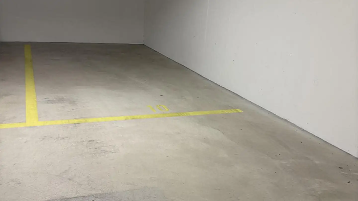Underground parking space for rent - Solistrasse 72, 8180 Bülach