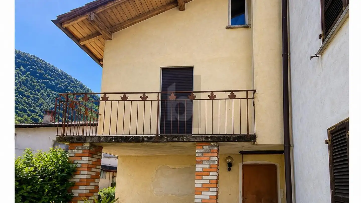 Single house for sale - 6533 Lumino - Photo 2