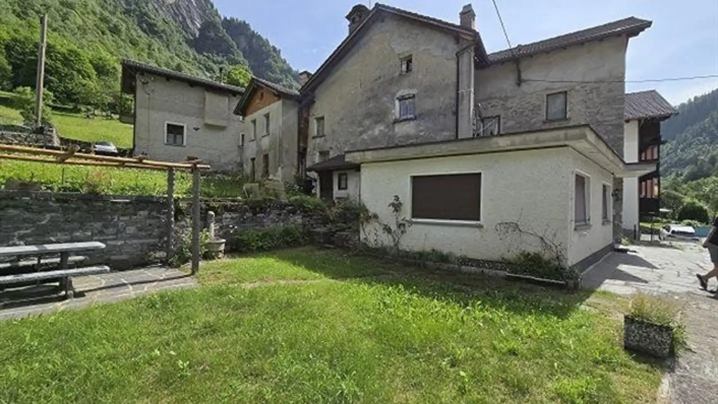 Residential building for sale - 6695 Piano di Peccia - Photo 3