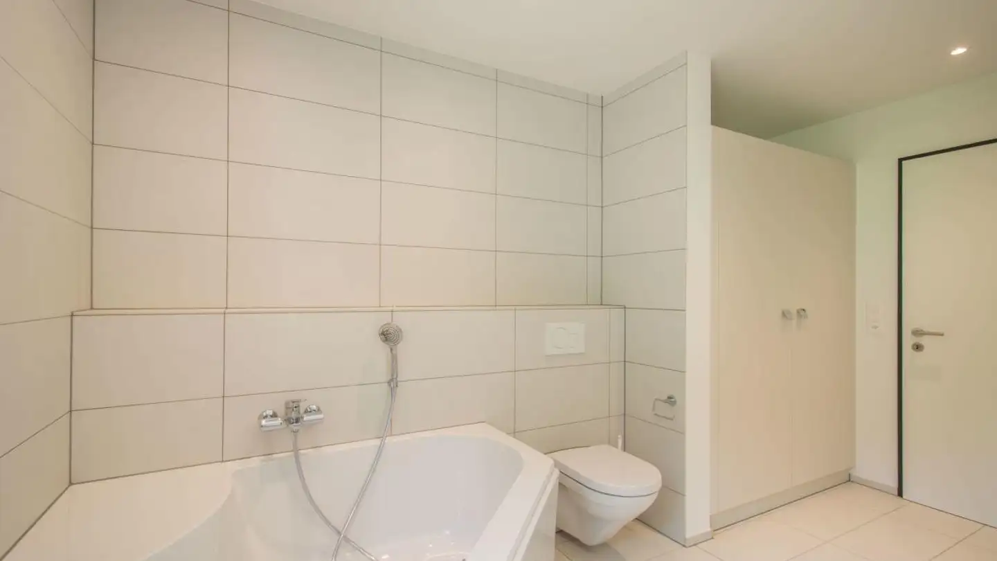 Apartment for rent - Oberdorf 42, 7306 Fläsch - Photo 2