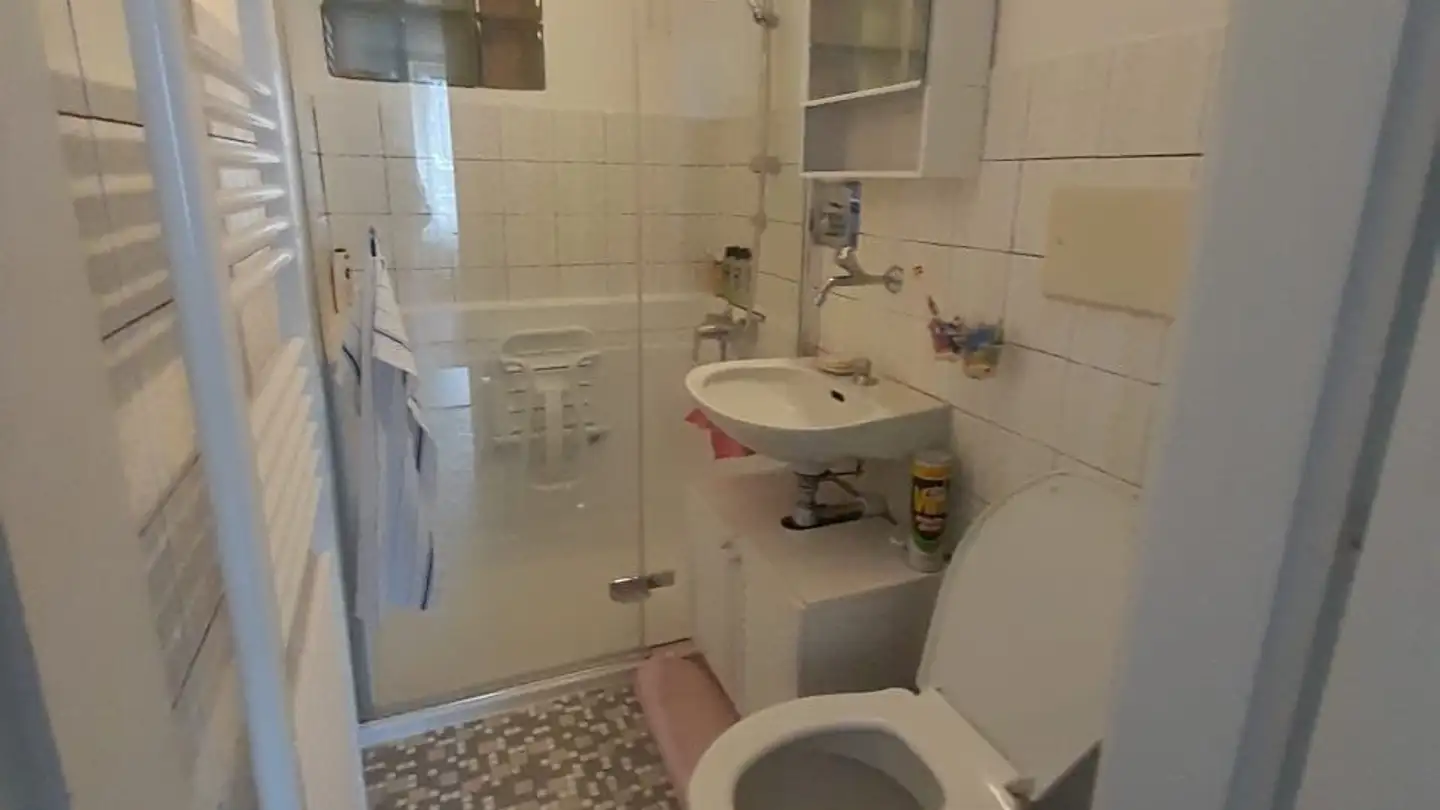 Wohnung mieten - Le Faubourg 12, 2056 Dombresson - Foto 4