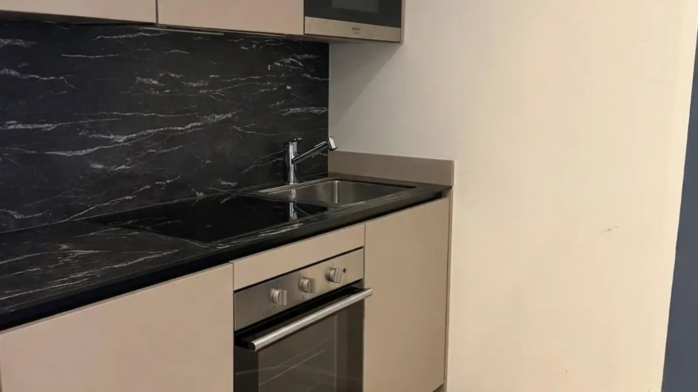 Workshop for rent - Brombacherstrasse 38, 4057 Basel - Photo 2